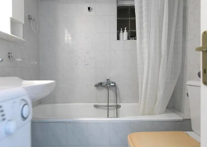 Great With Private Parking Appartement Thessalonique