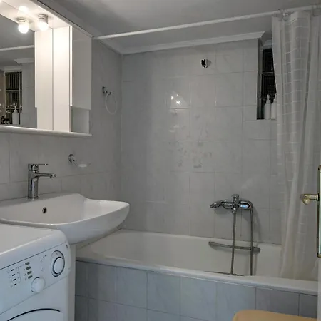 Great With Private Parking Apartamento Tessalónica